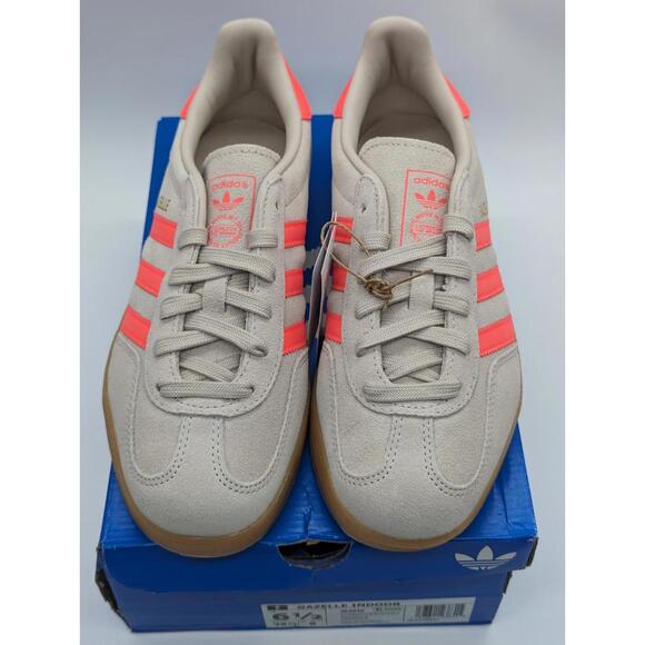 Adidas Gazelle Indoor JR3840 - Lucid Red Beige Men\'s Size 6.5 / Women\'s 7.5 New
